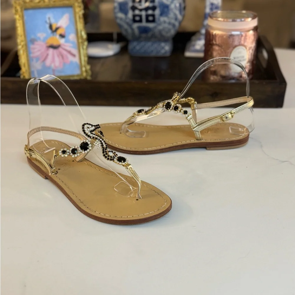 💛🖤 LA BOTTEGA CAPRESE MADE IN ITALY GOLD LEATHER AND CRYSTAL THONG SANDAL.!